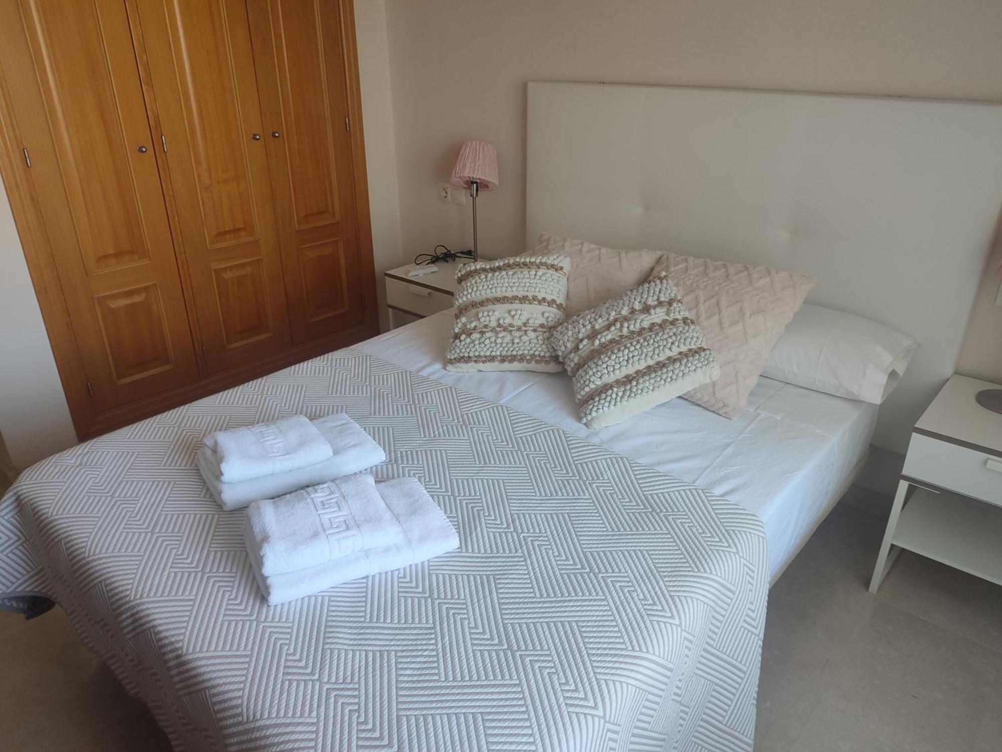 Apartamento Junto A La Playa Zona Tranquila Манилва Экстерьер фото